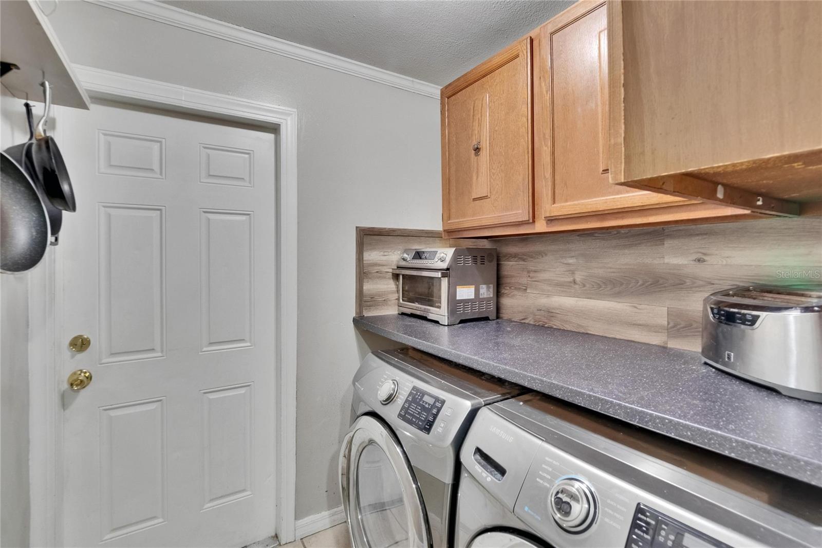 Image 44 of 95 For 1110 Mercer Loop