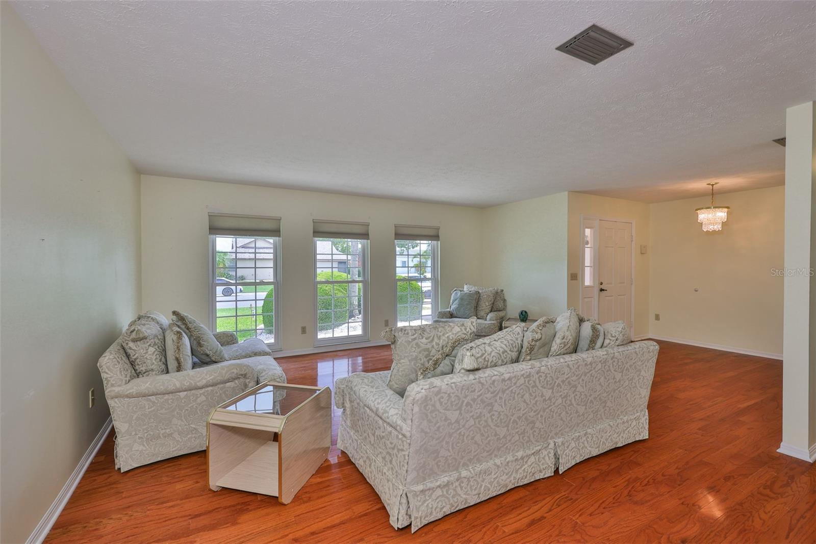 Image 3 of 48 For 608 Fort Duquesna Drive