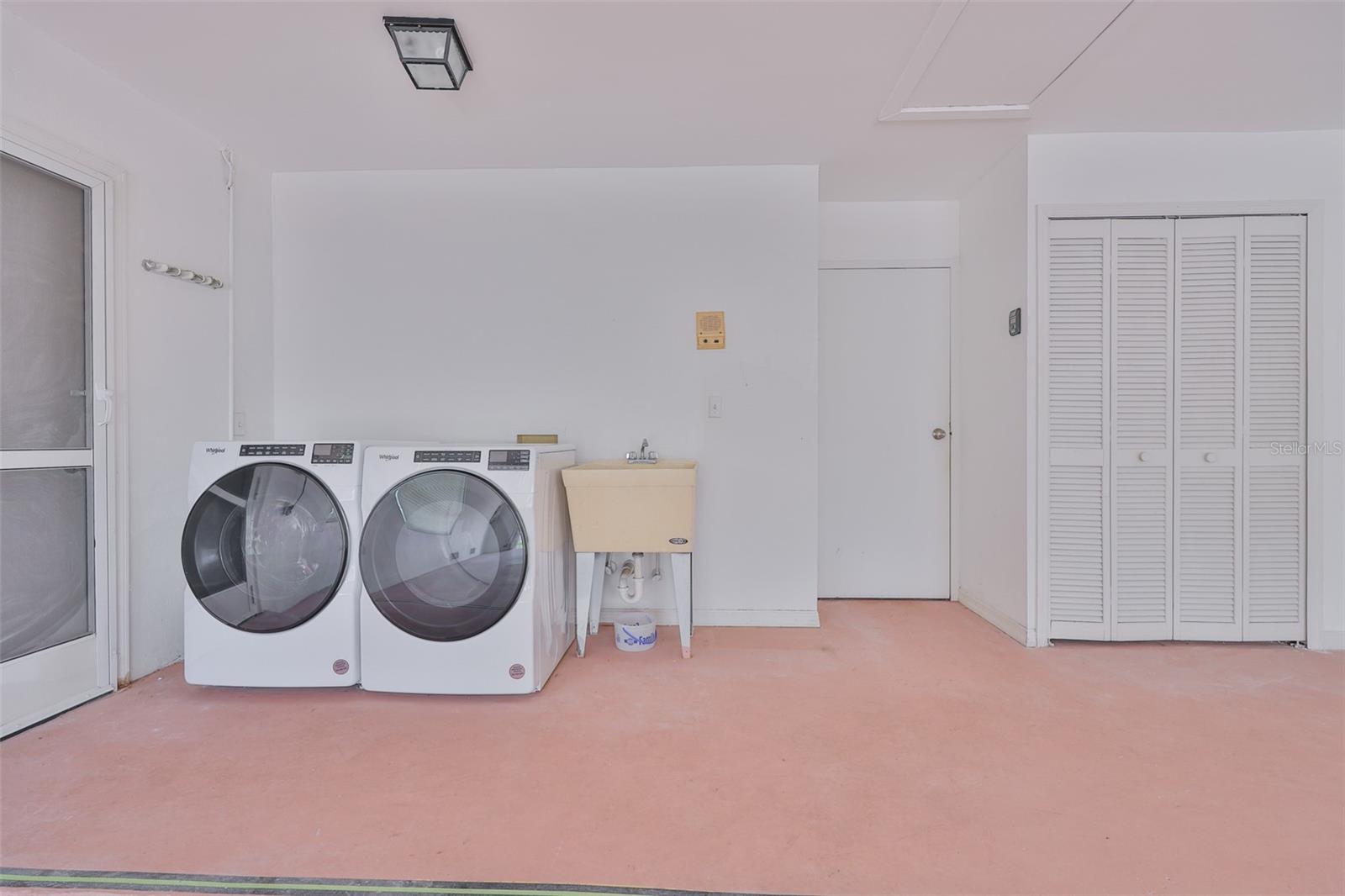 Image 30 of 48 For 608 Fort Duquesna Drive