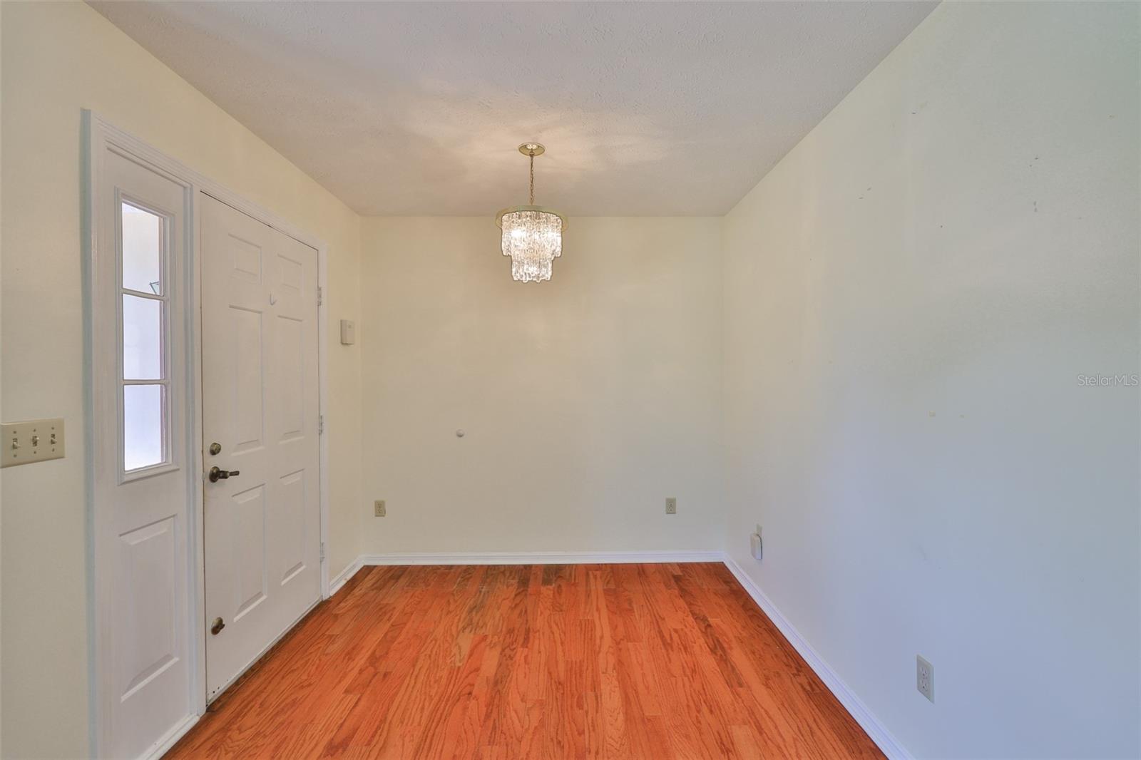 Image 6 of 48 For 608 Fort Duquesna Drive