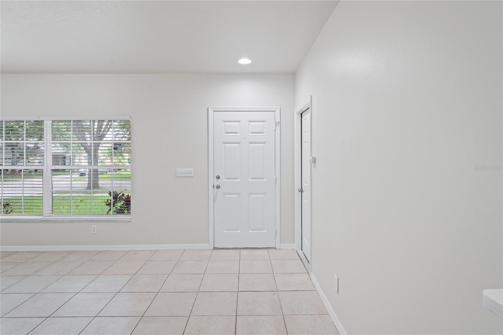 Listing photo id 0 for 456 Summer Sails Drive