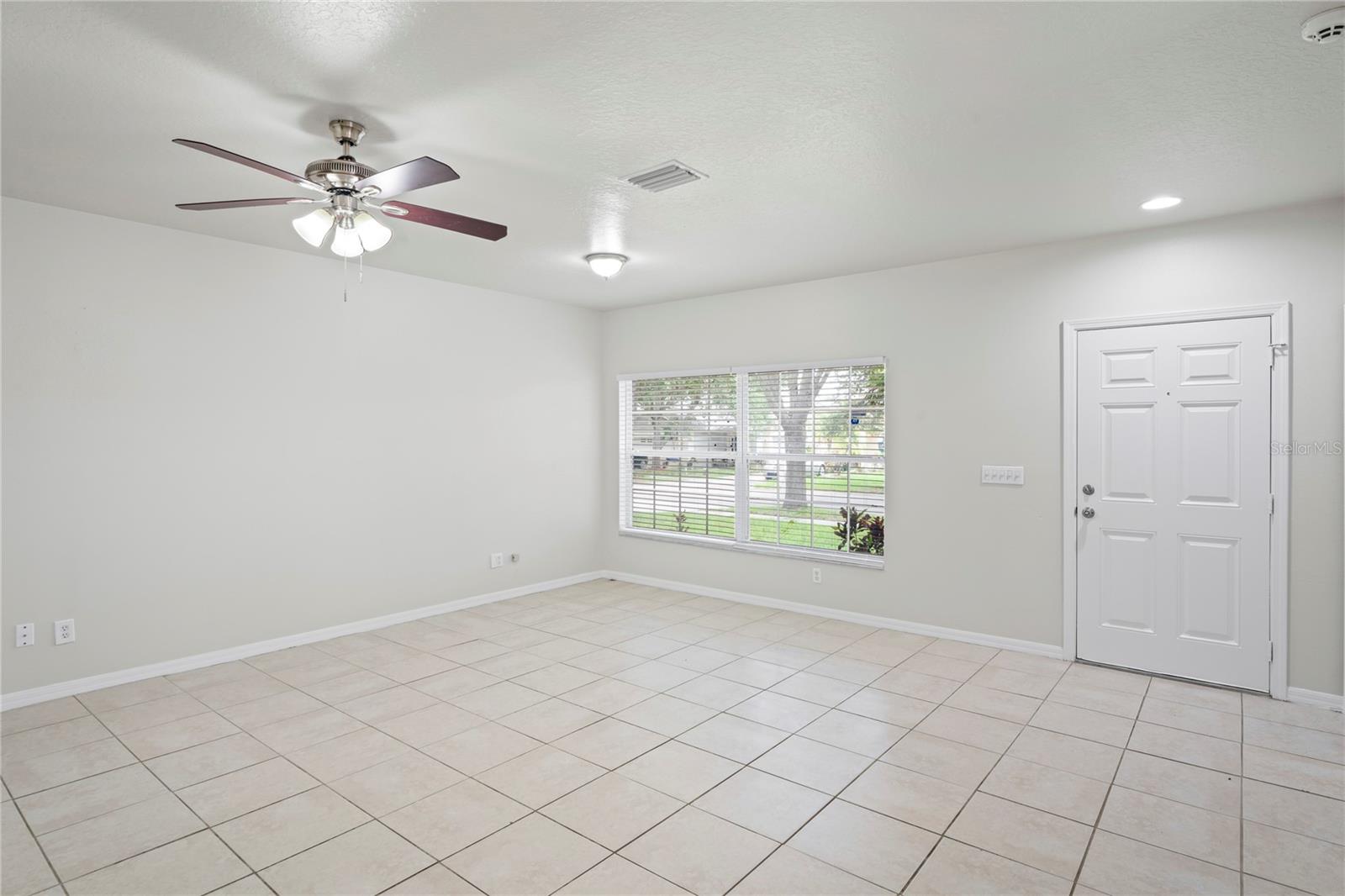 Listing photo id 1 for 456 Summer Sails Drive