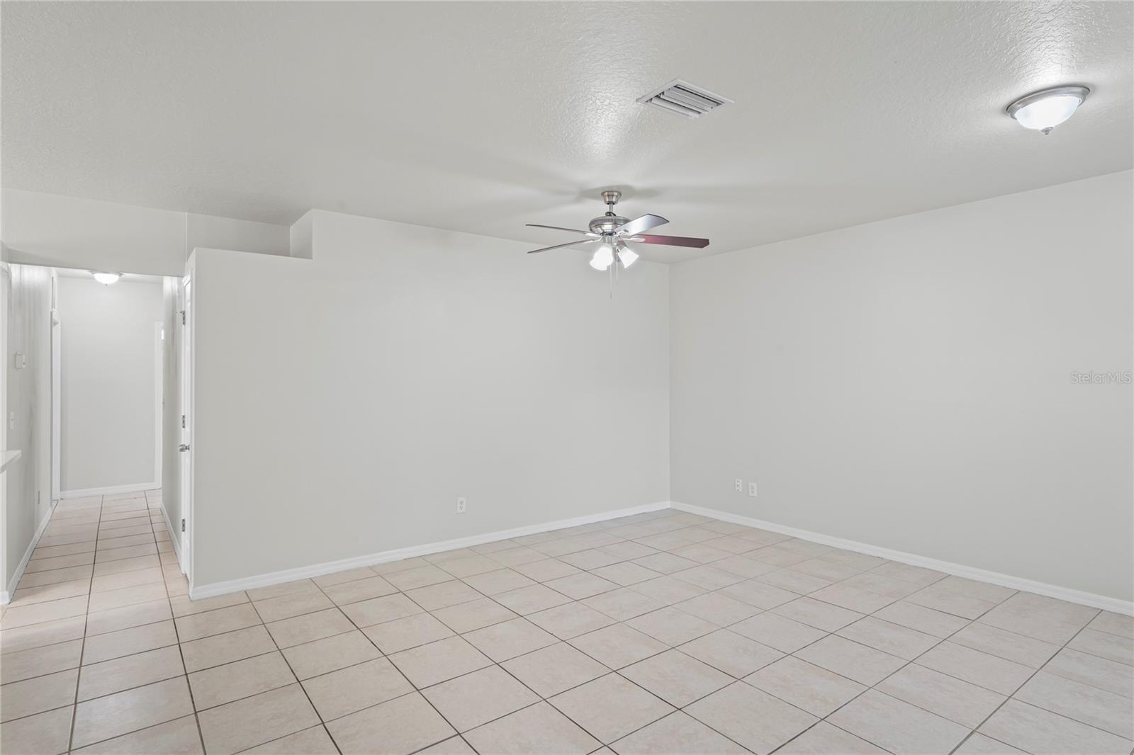 Listing photo id 2 for 456 Summer Sails Drive