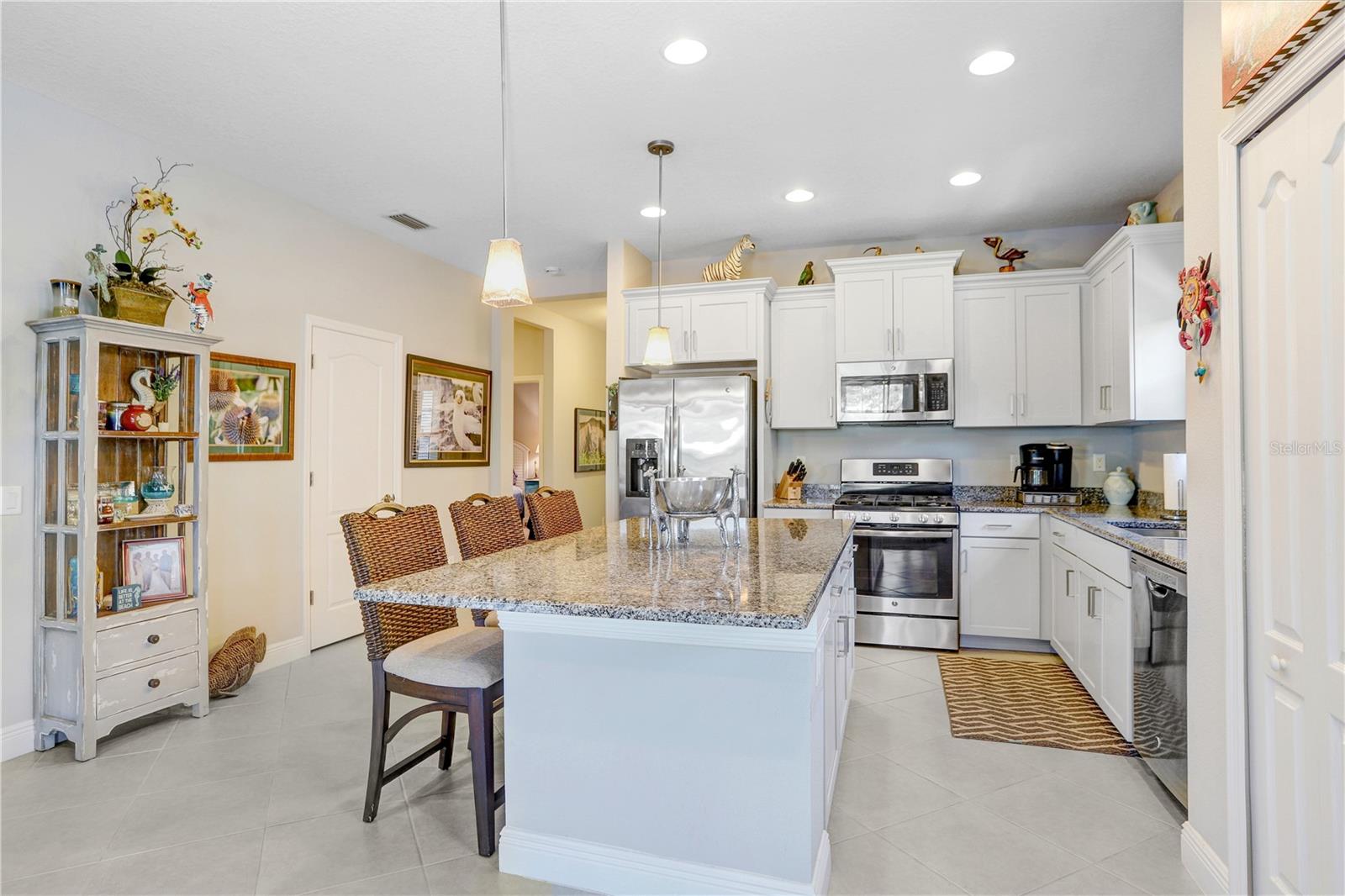Image 11 of 33 For 6327 Positano Court