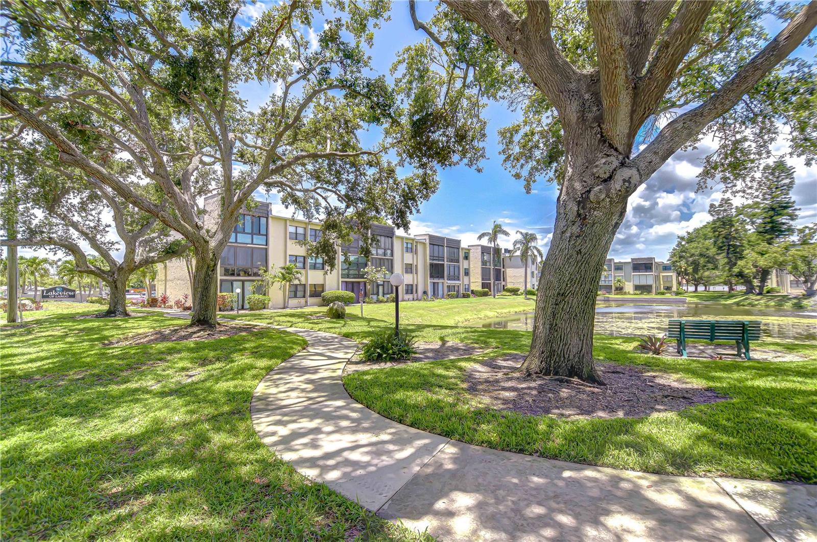 Image 20 of 25 For 14130 Rosemary Lane 4215