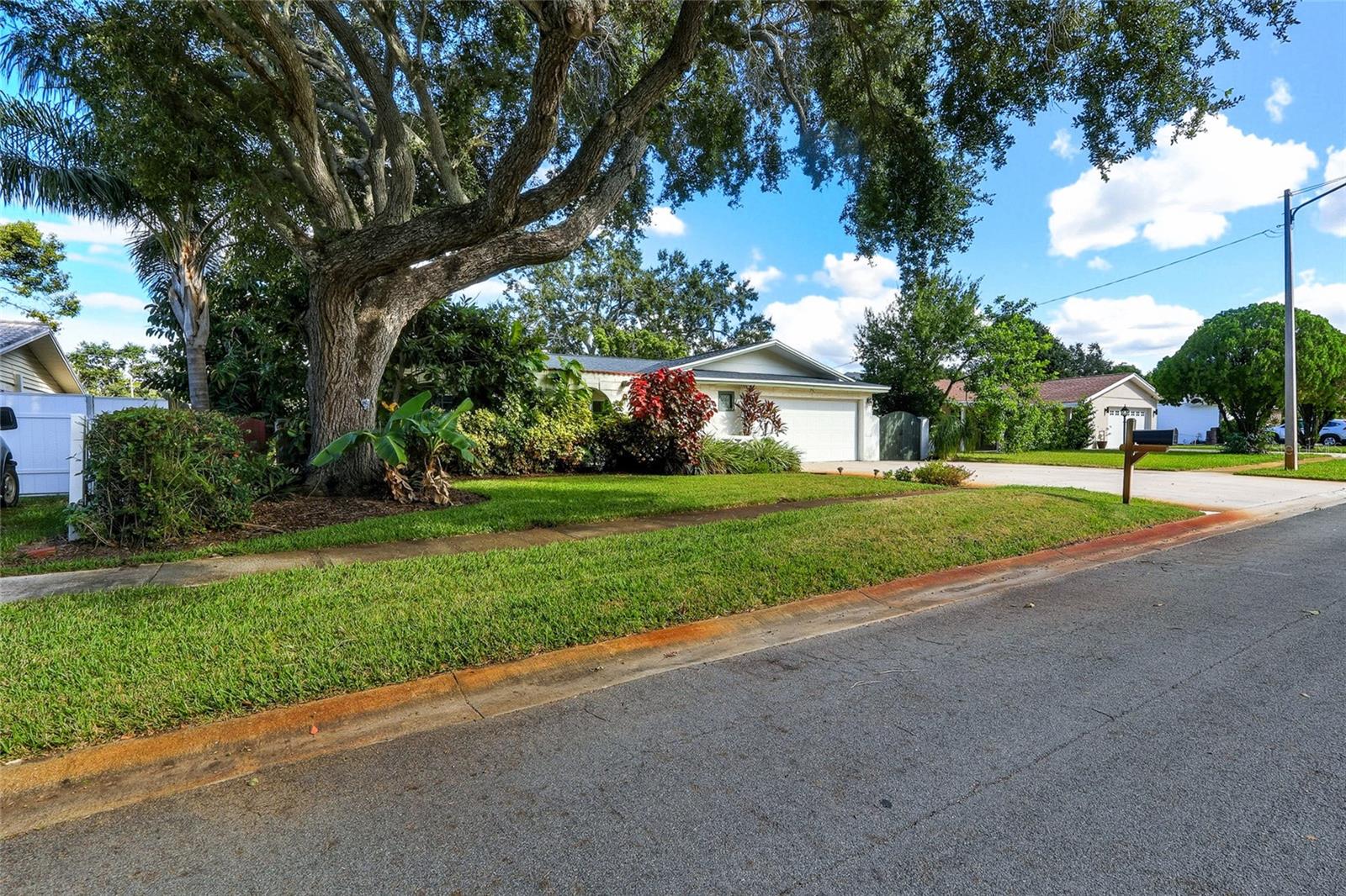 Image 38 of 38 For 7699 92nd Street