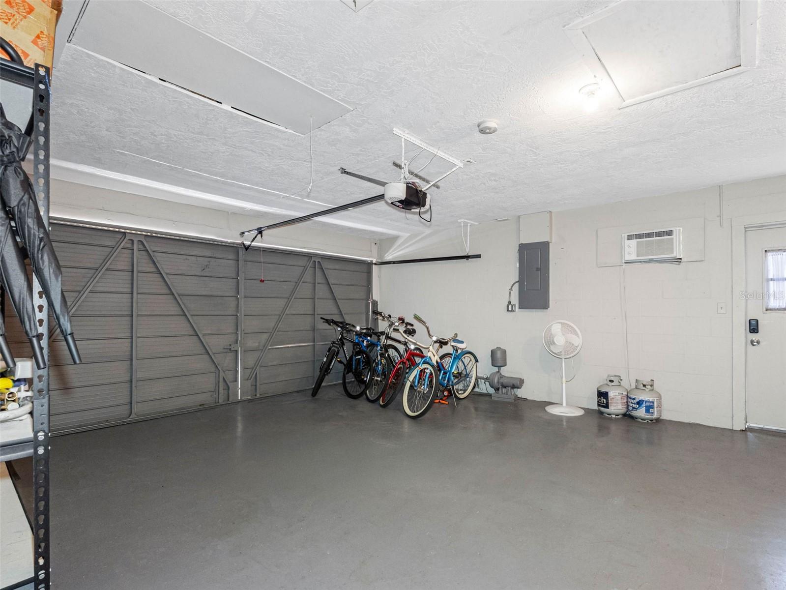 Image 37 of 52 For 9109 134th Way