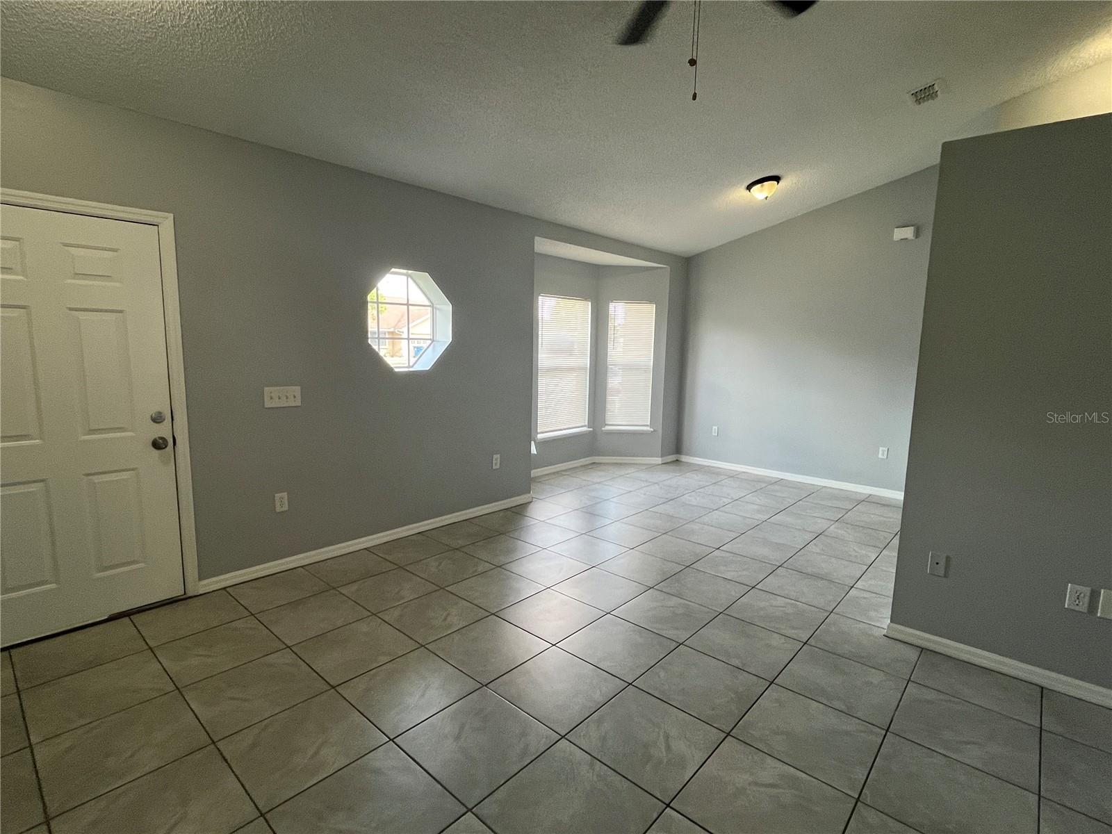 Image 2 of 8 For 12392 Killian Street