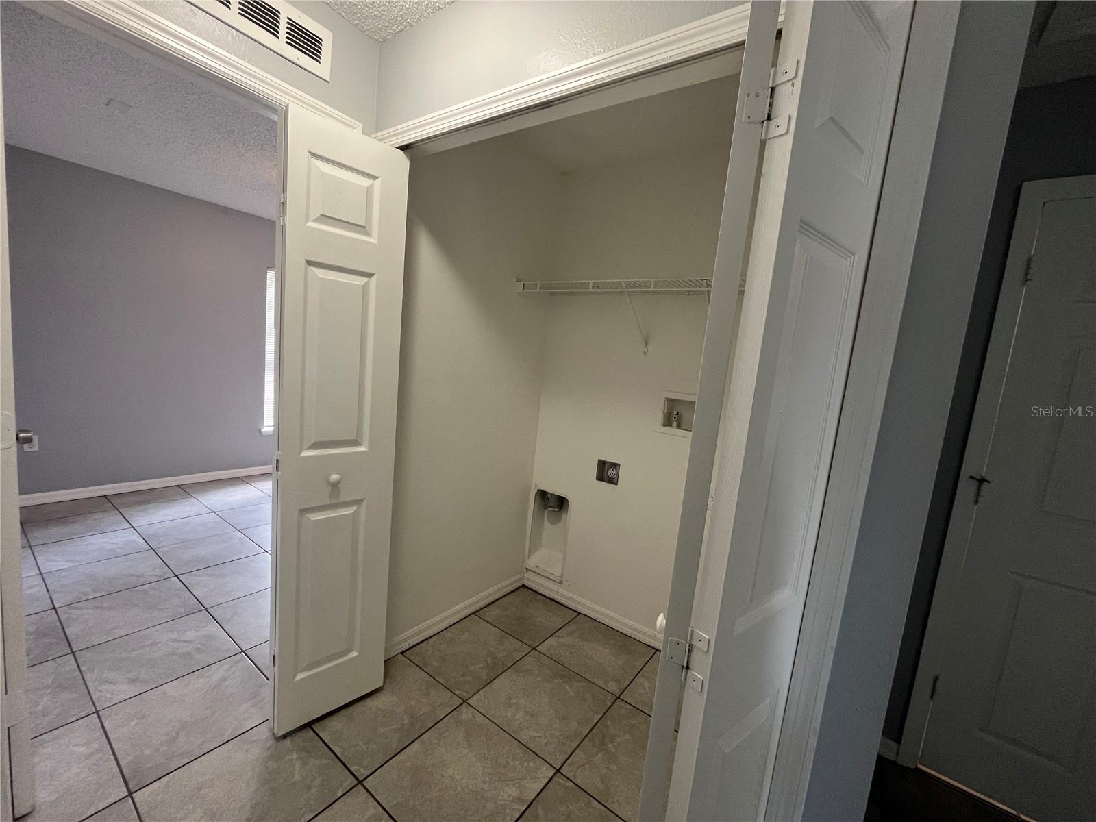 Image 8 of 8 For 12392 Killian Street