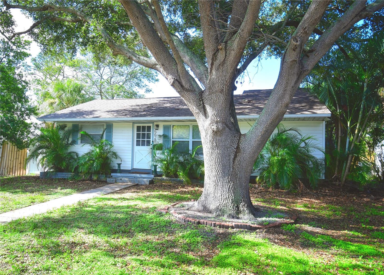 Details for 5628 2nd Avenue N, ST PETERSBURG, FL 33710