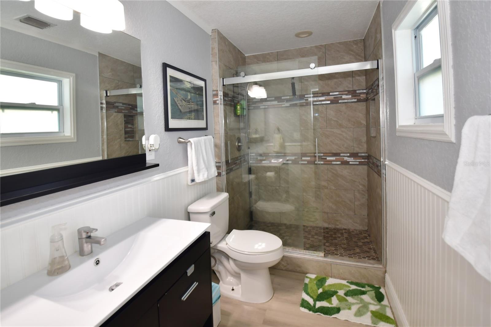 Image 20 of 30 For 5628 2nd Avenue N