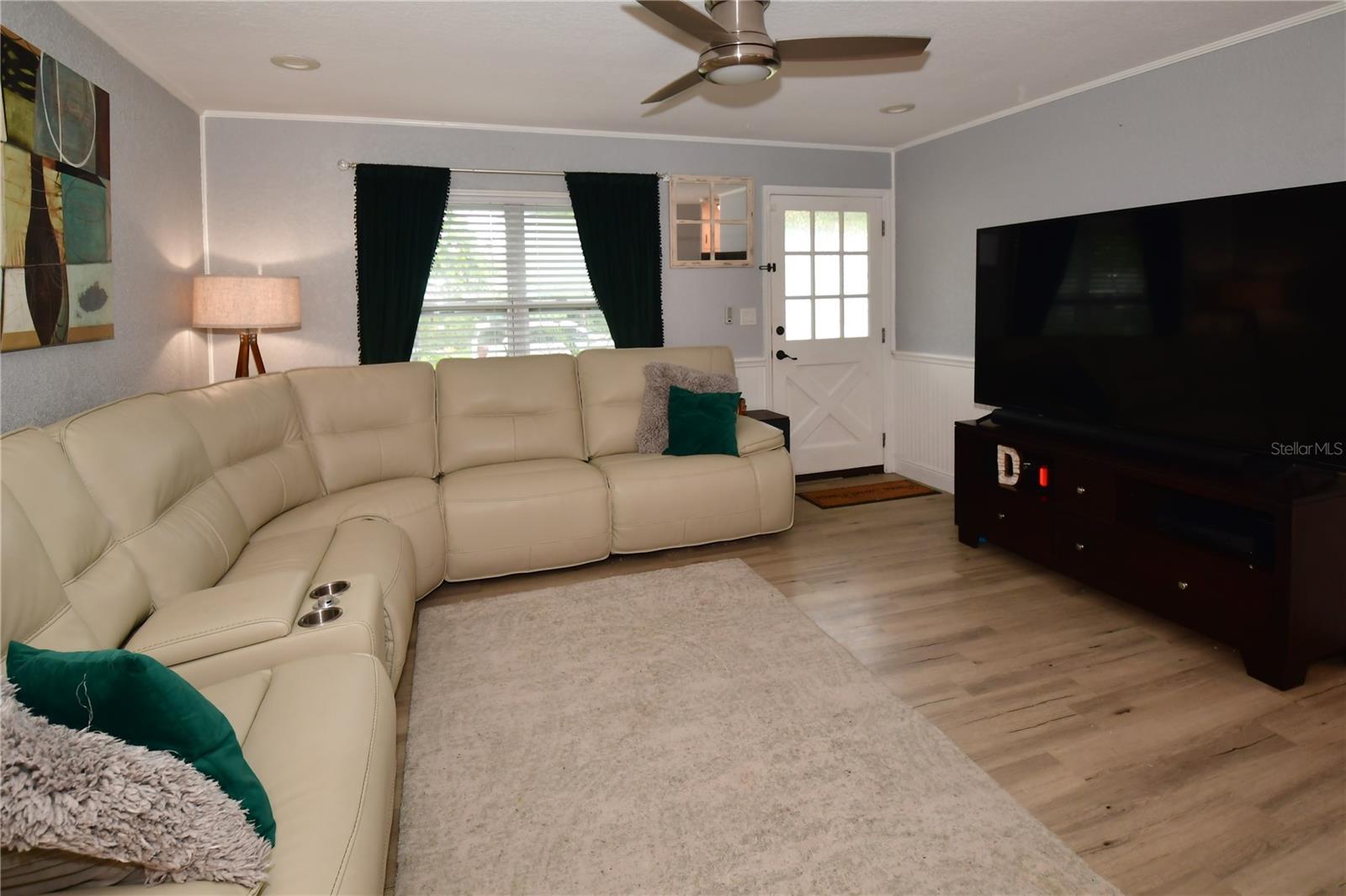 Image 4 of 30 For 5628 2nd Avenue N