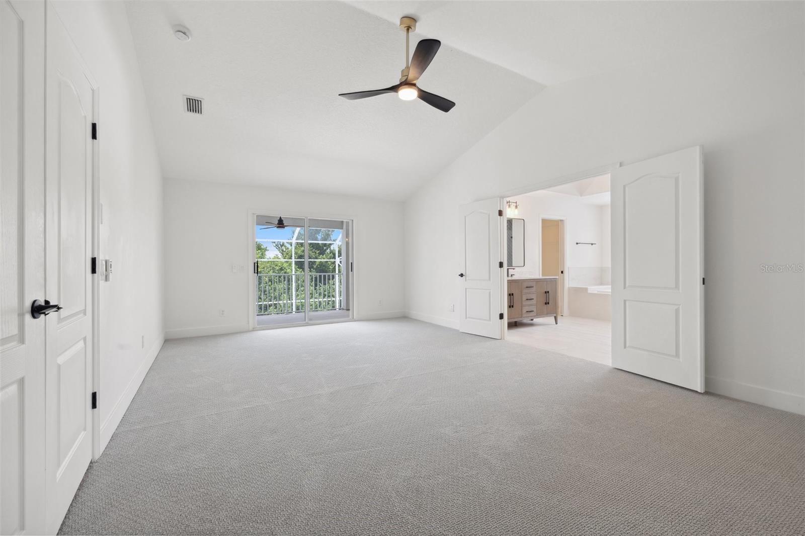 Image 37 of 73 For 21108 Bircholm Court