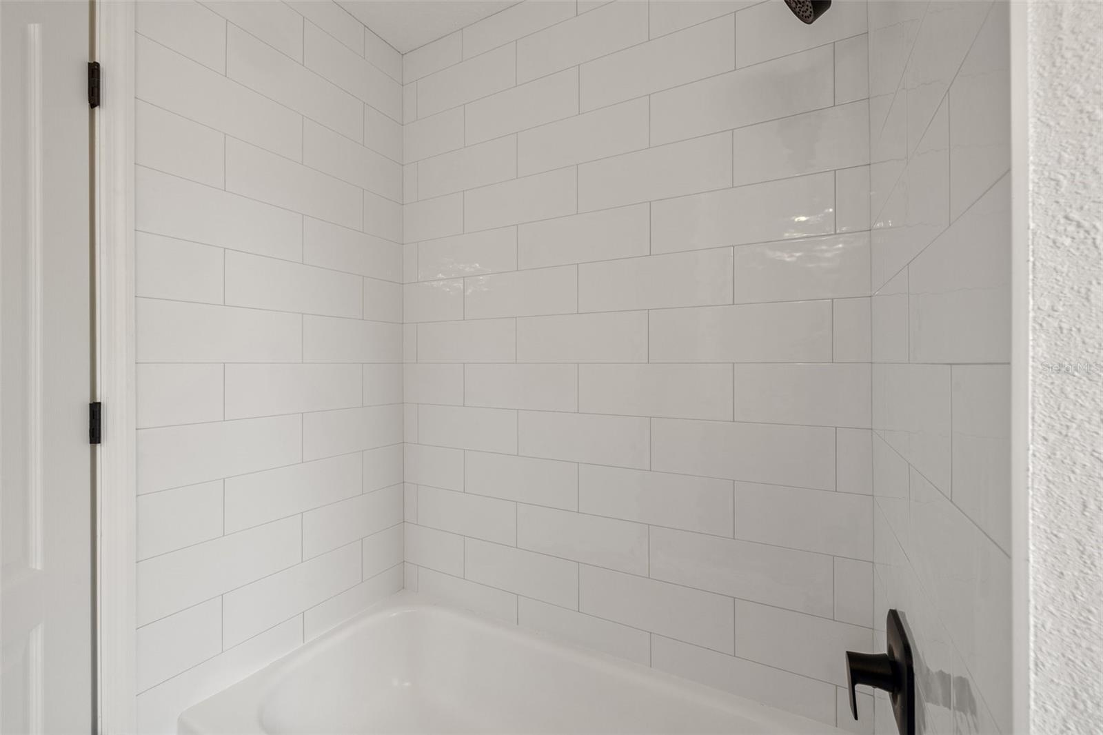 Image 49 of 73 For 21108 Bircholm Court