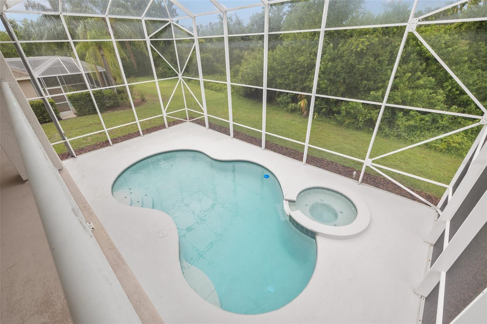 Image 57 of 73 For 21108 Bircholm Court