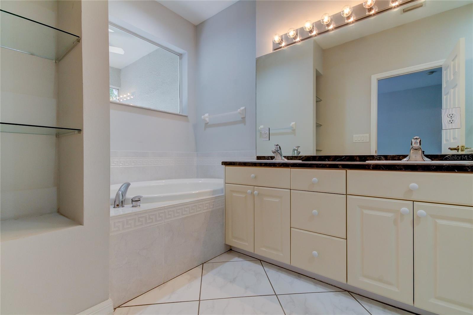 Image 33 of 56 For 14059 Waterville Circle