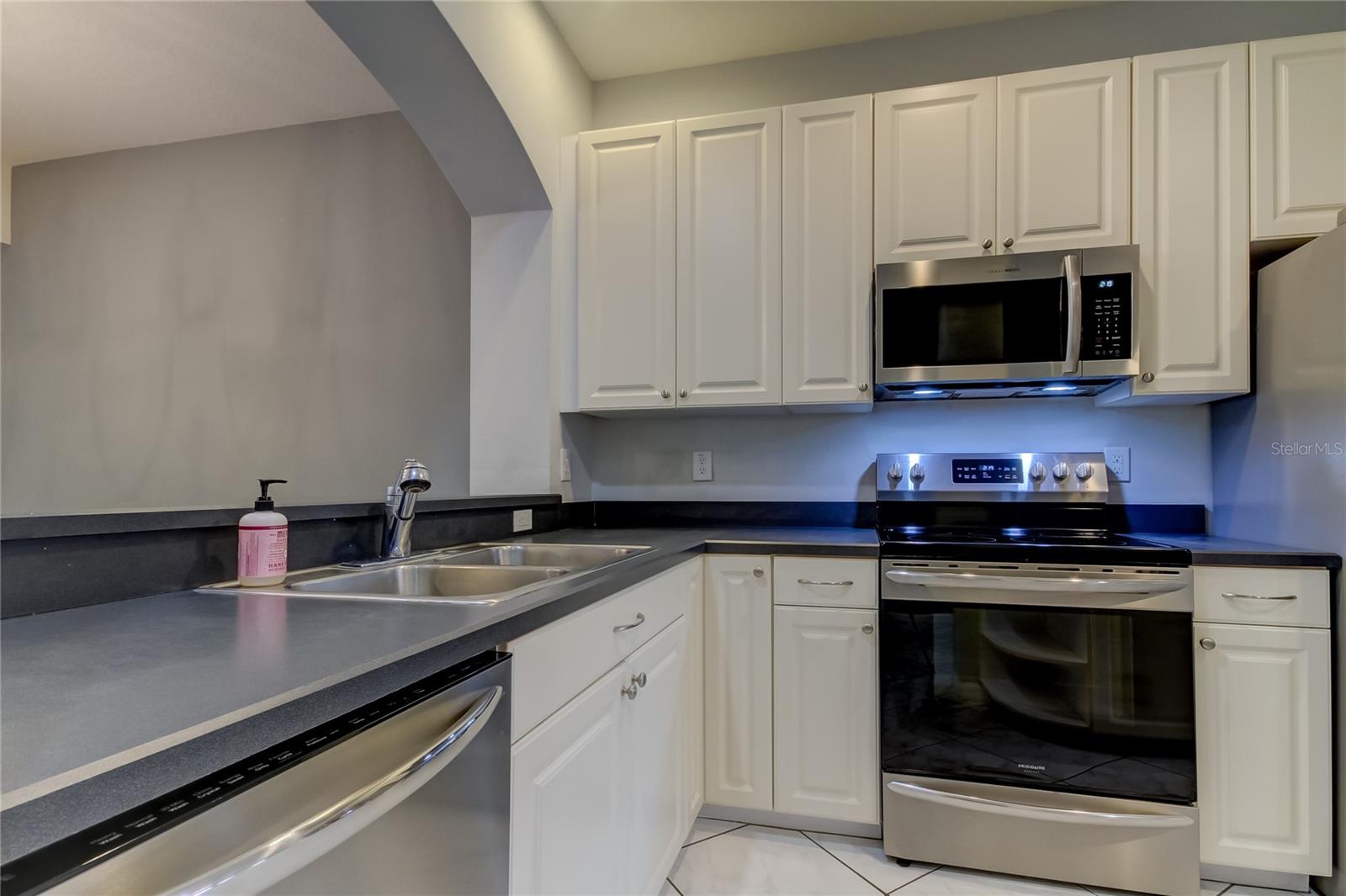Image 47 of 56 For 14059 Waterville Circle