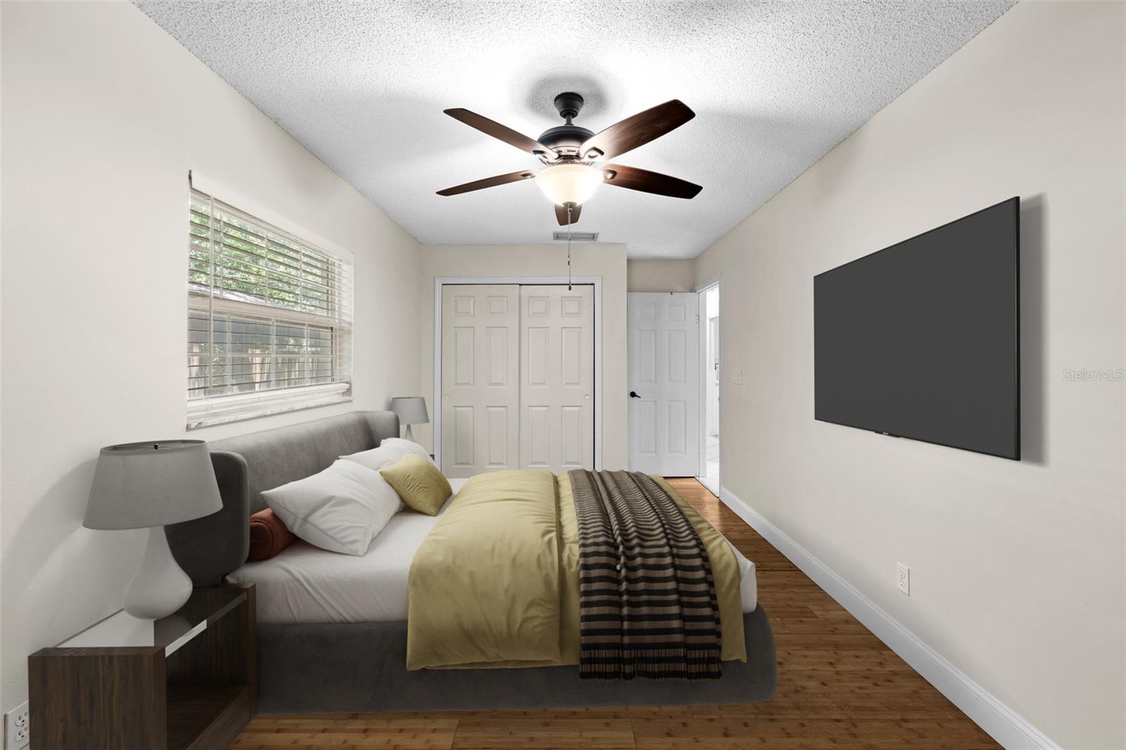 Listing photo id 27 for 3312 Carrington Street