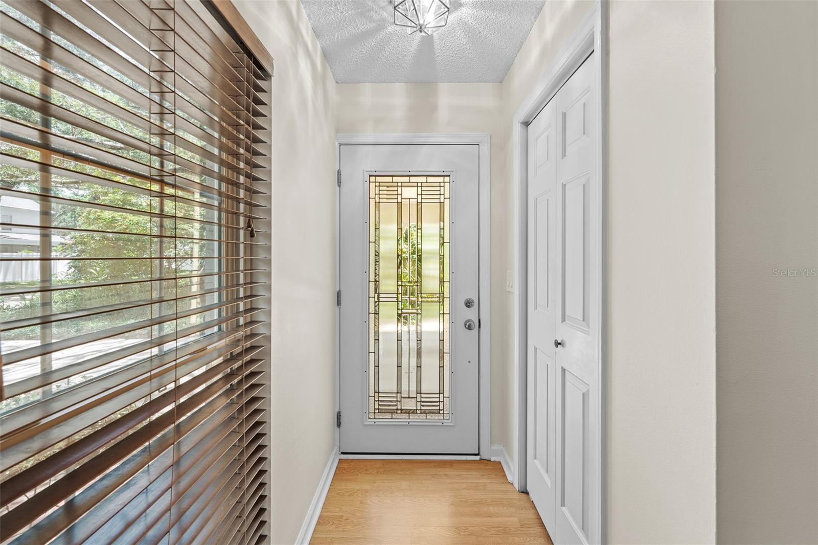 Listing photo id 1 for 3312 Carrington Street