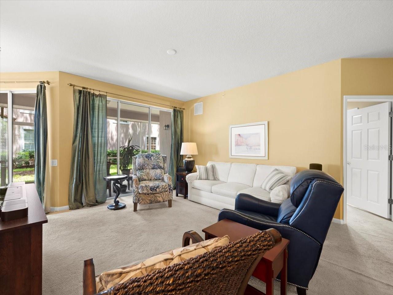 Image 14 of 56 For 897 Lantern Way