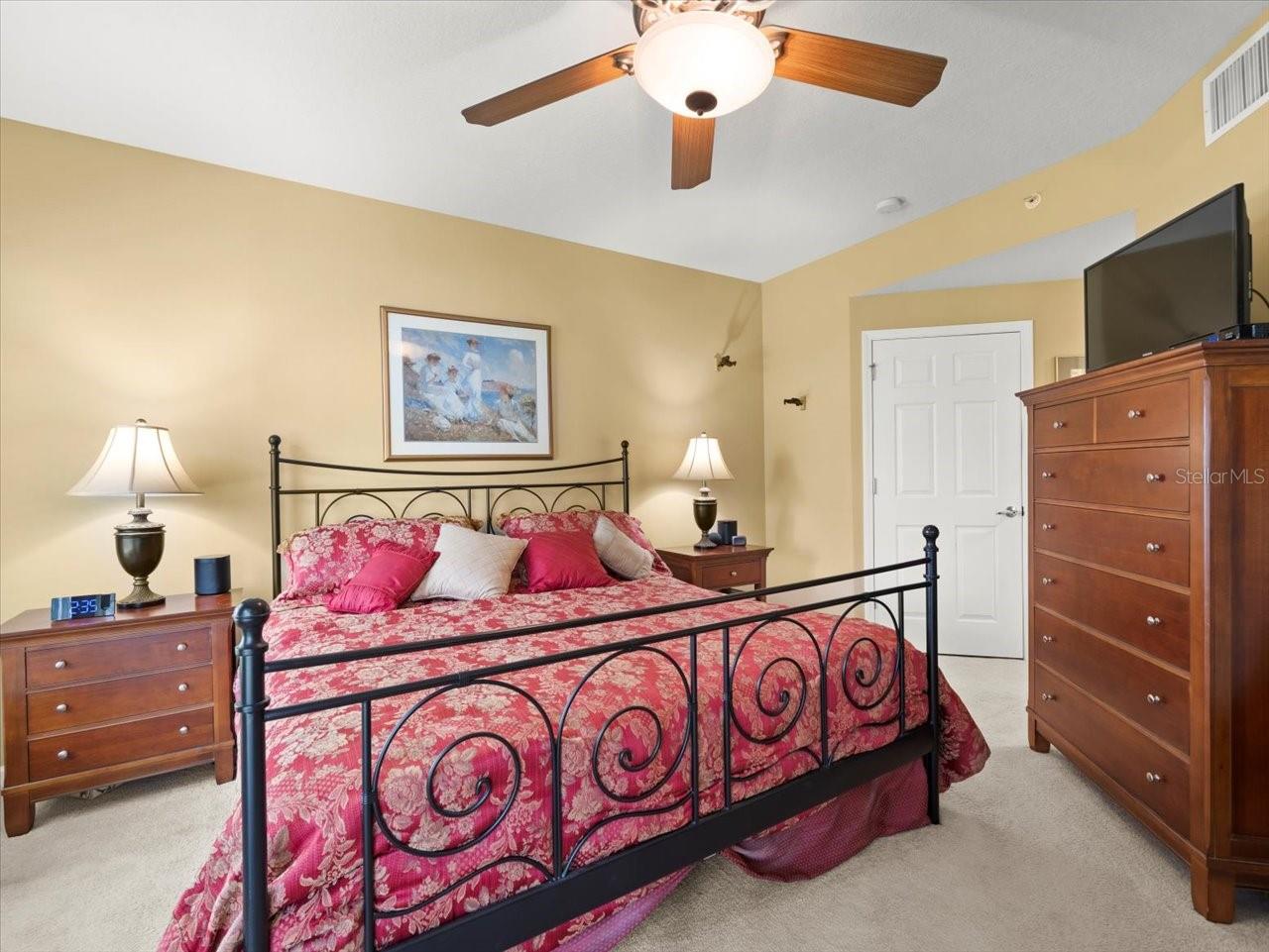 Image 34 of 56 For 897 Lantern Way
