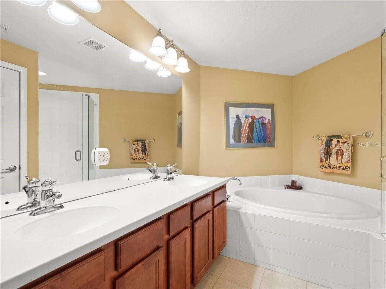 Image 35 of 56 For 897 Lantern Way