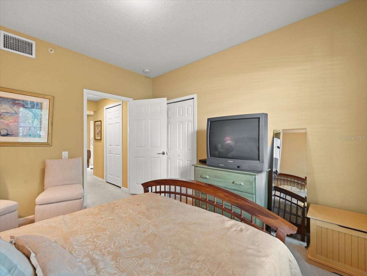 Image 39 of 56 For 897 Lantern Way