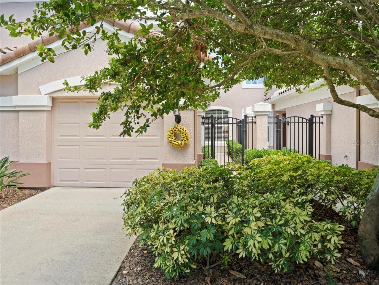 Image 4 of 56 For 897 Lantern Way