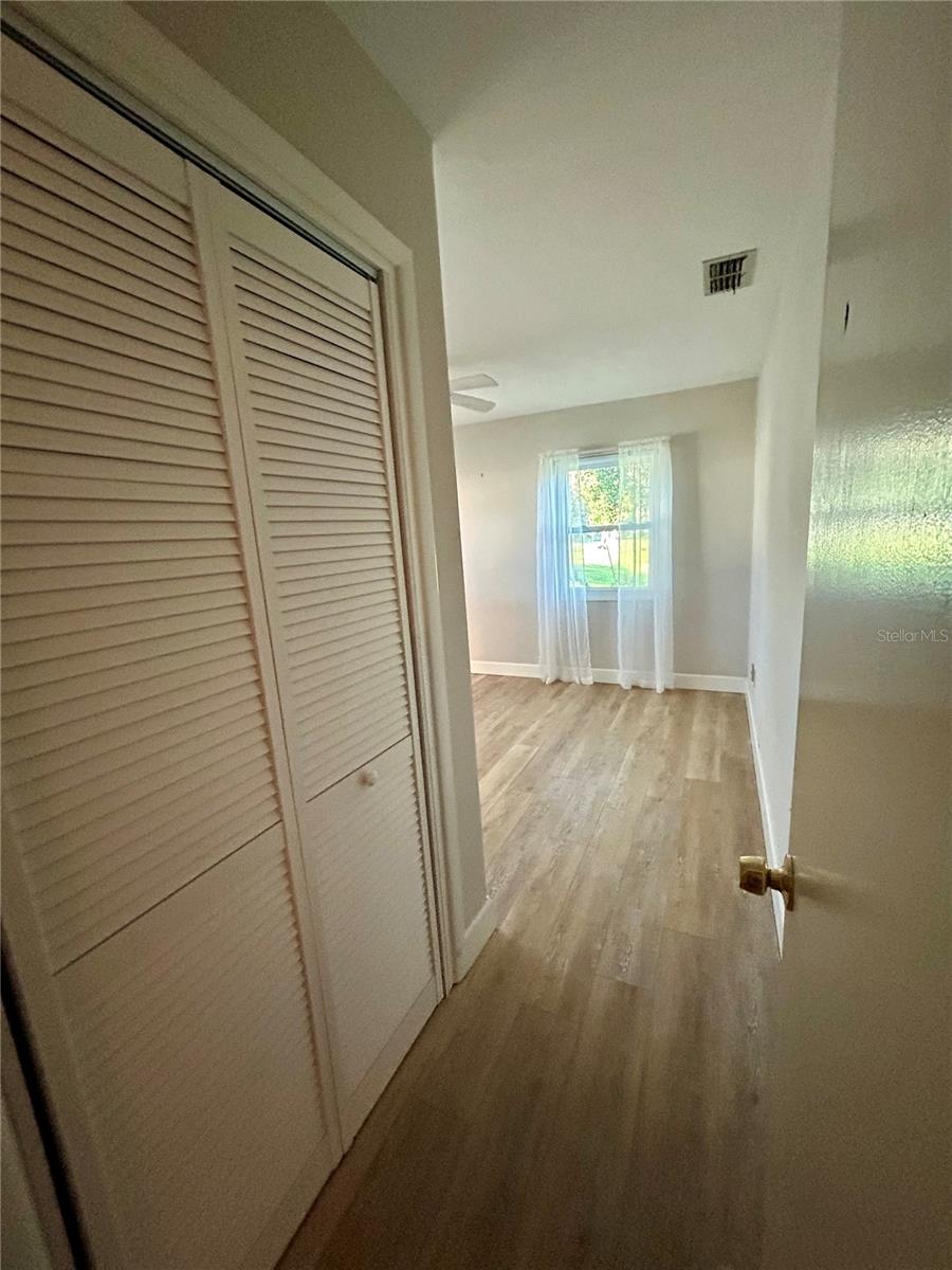 Image 10 of 24 For 6876 17th Street N