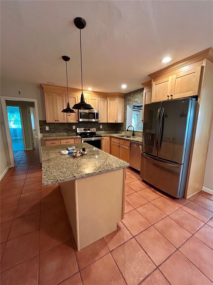 Image 4 of 24 For 6876 17th Street N