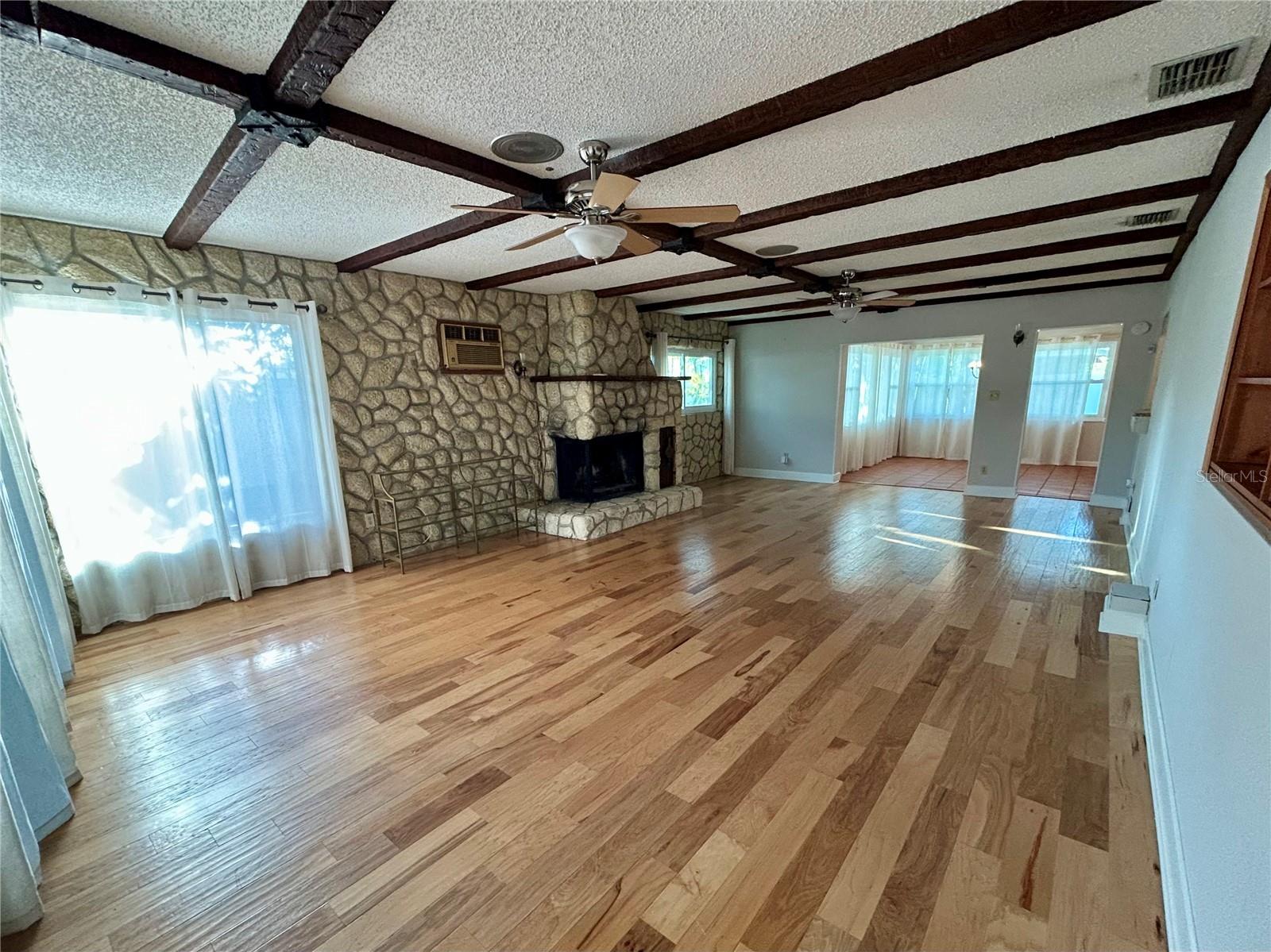 Image 7 of 24 For 6876 17th Street N