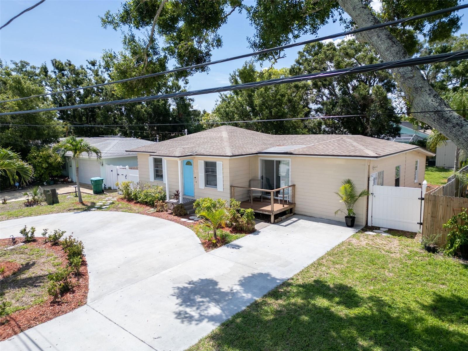 Details for 3115 Bay Lane, CLEARWATER, FL 33759