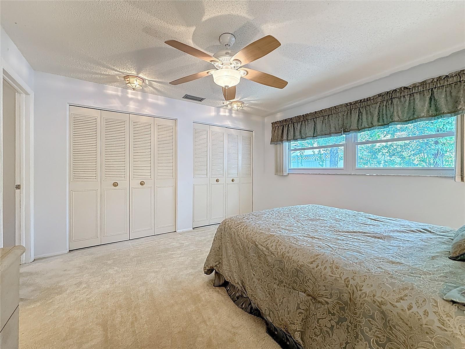 Listing photo id 28 for 1102 Cara Drive
