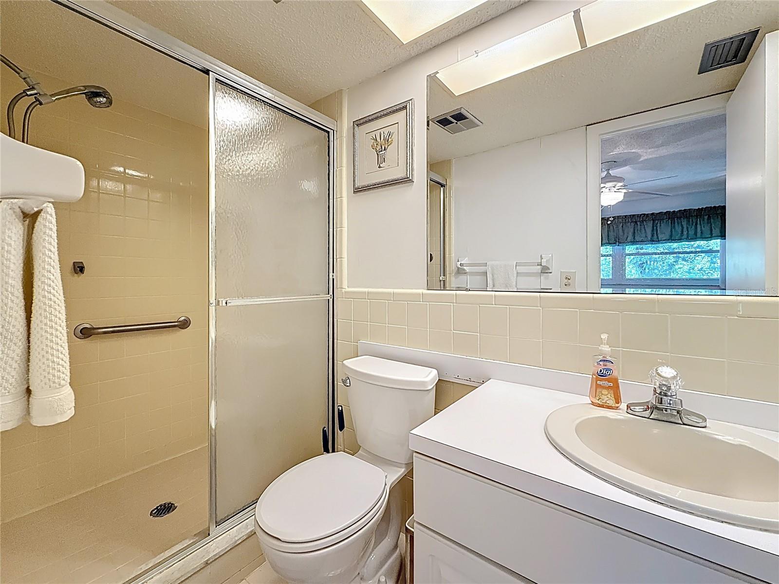 Listing photo id 29 for 1102 Cara Drive