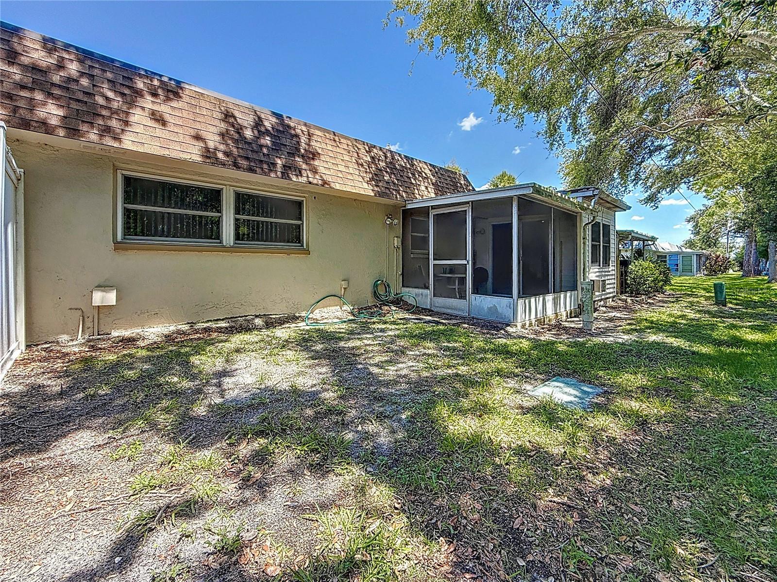 Listing photo id 45 for 1102 Cara Drive