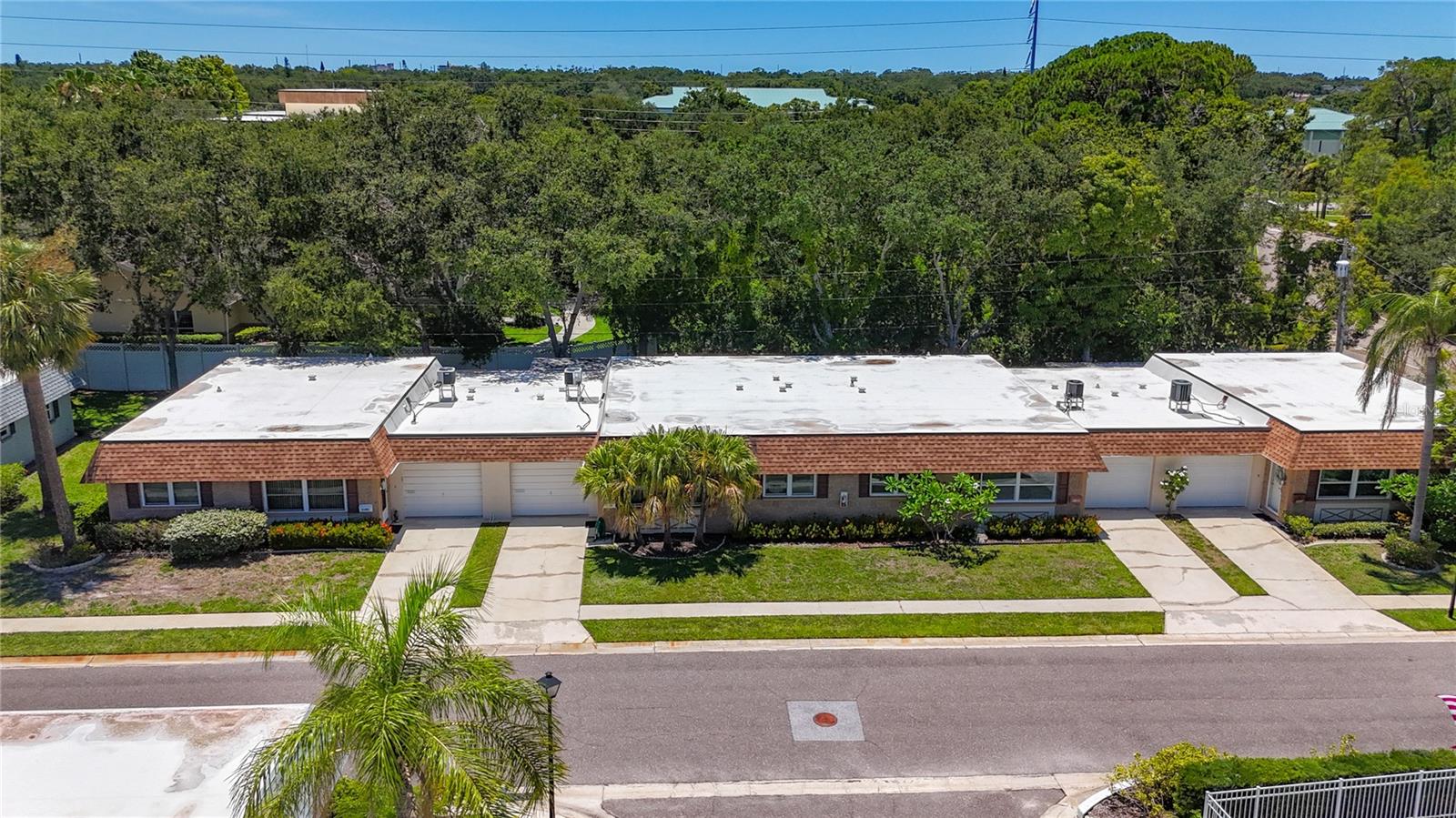 Listing photo id 54 for 1102 Cara Drive