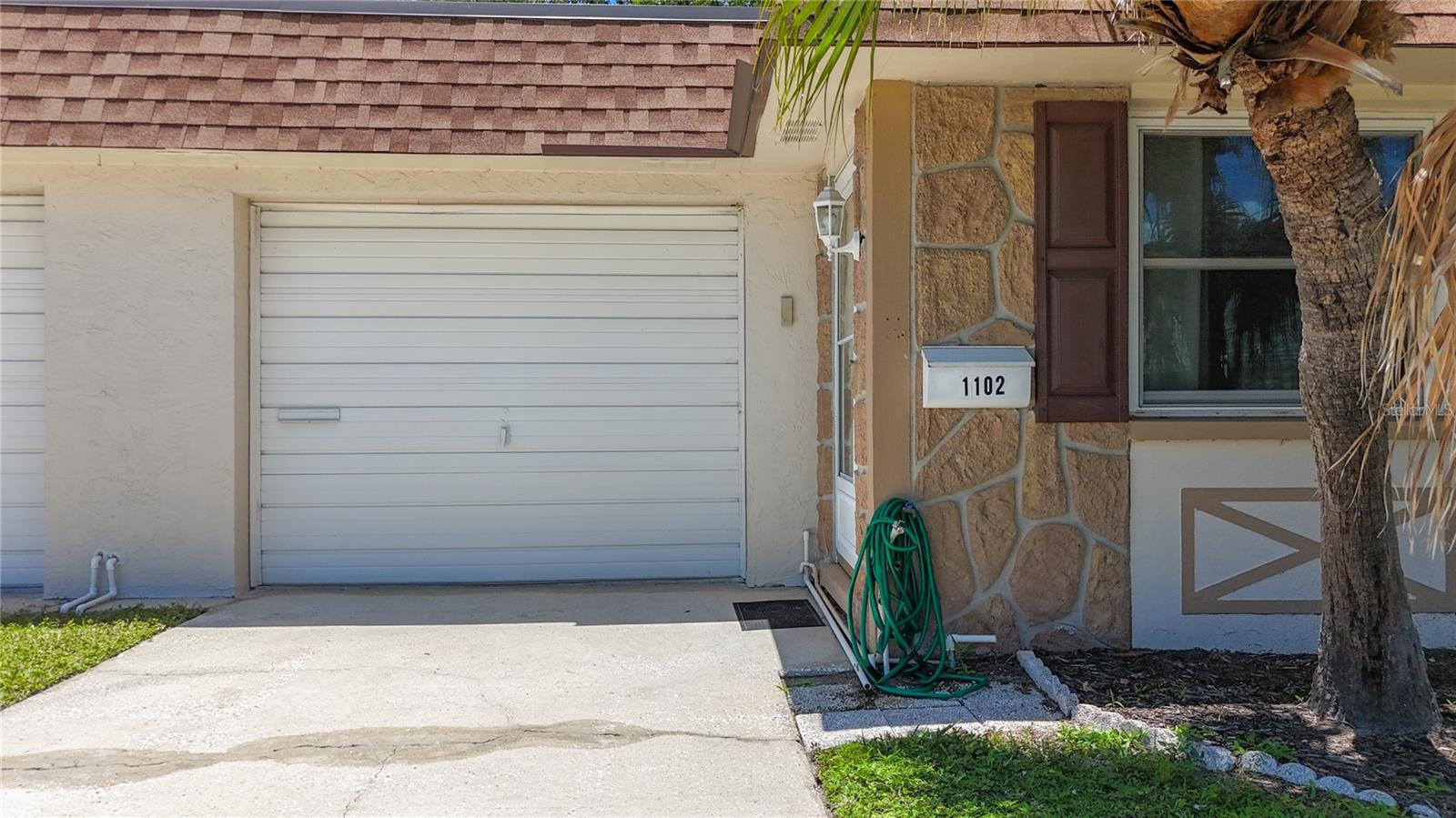 Listing photo id 58 for 1102 Cara Drive