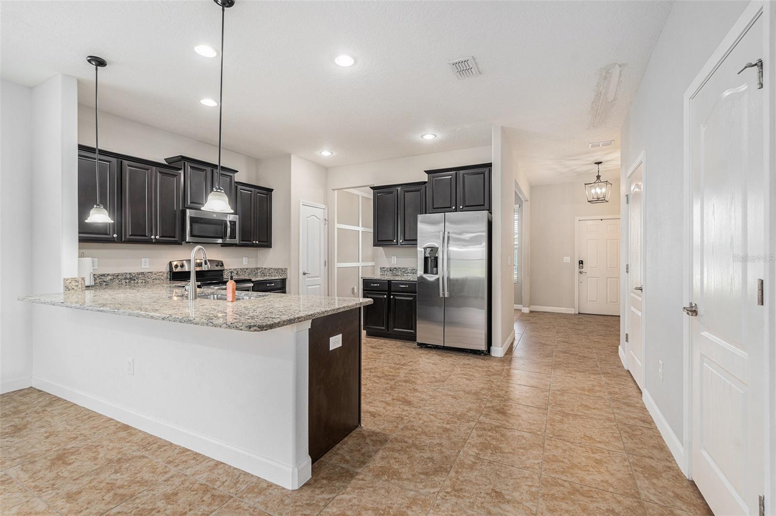 Image 10 of 32 For 2706 Lantern Hill Avenue