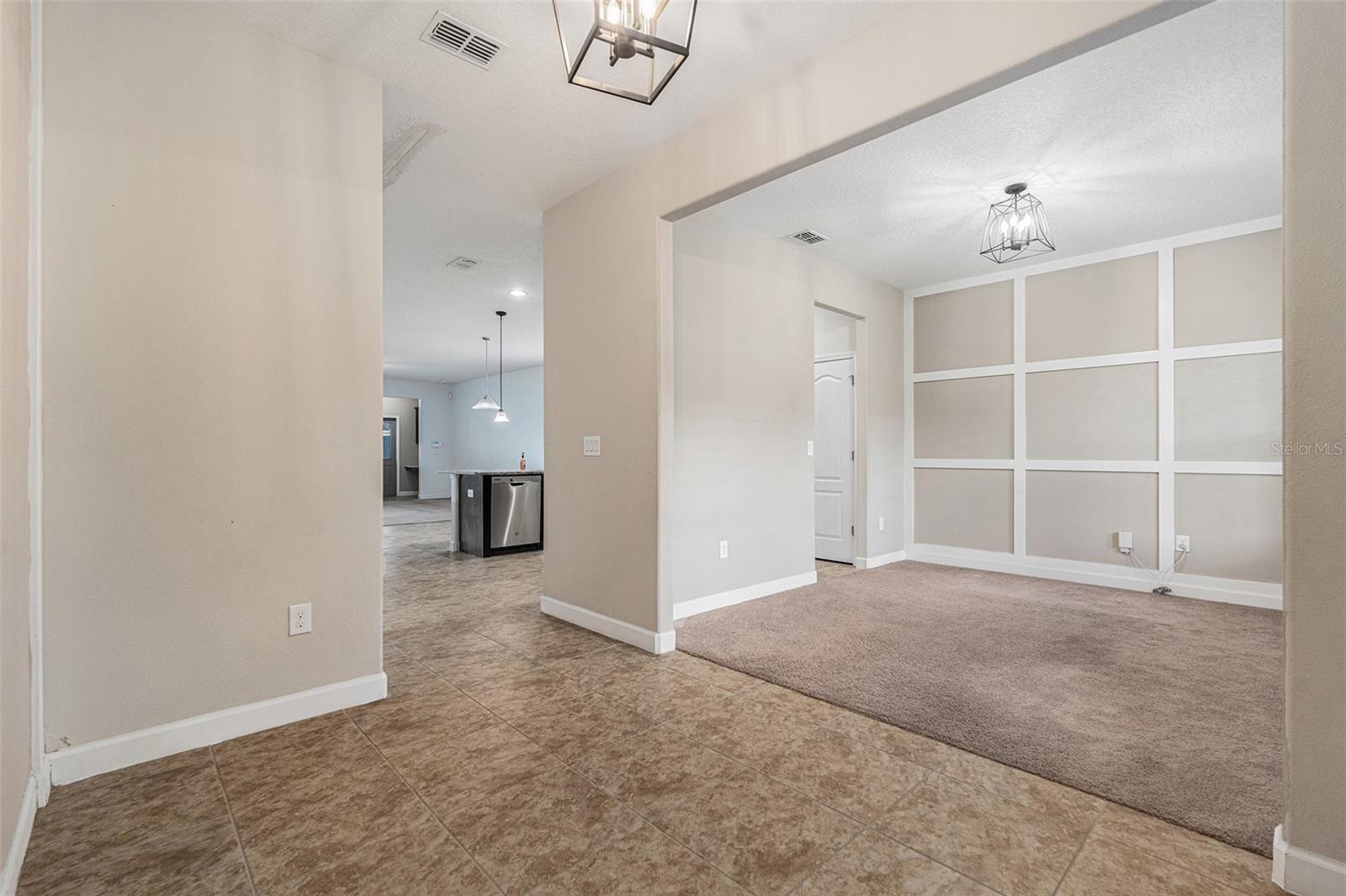 Image 6 of 32 For 2706 Lantern Hill Avenue