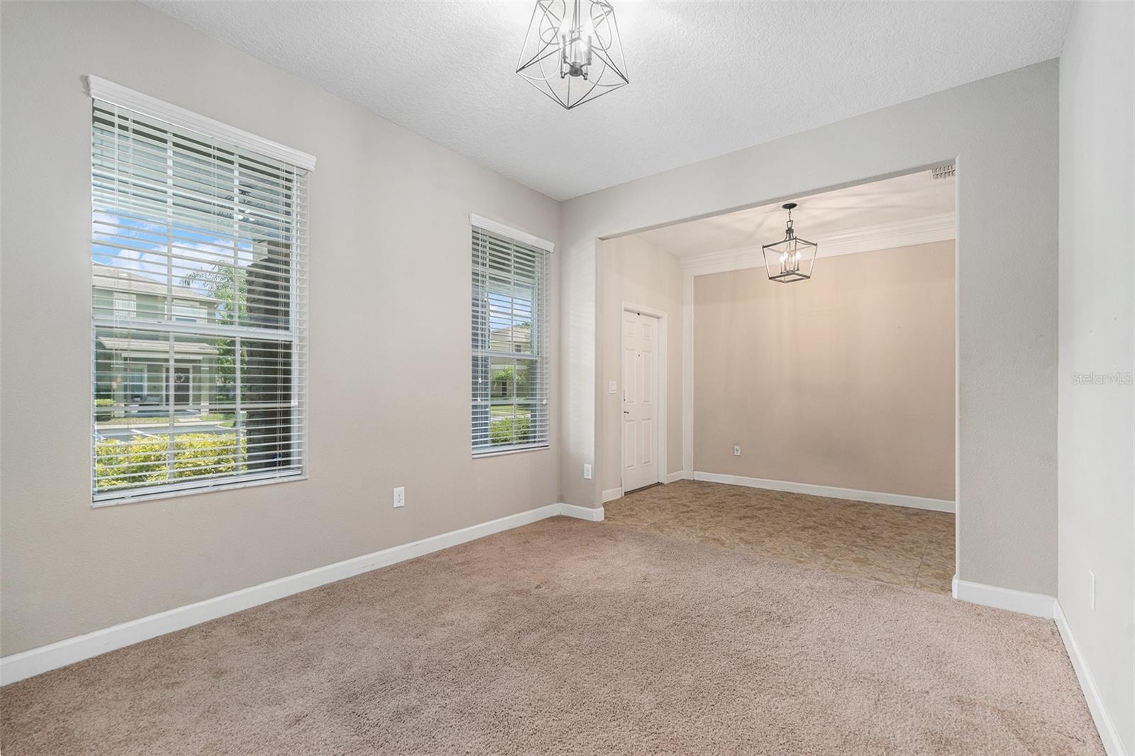 Image 7 of 32 For 2706 Lantern Hill Avenue