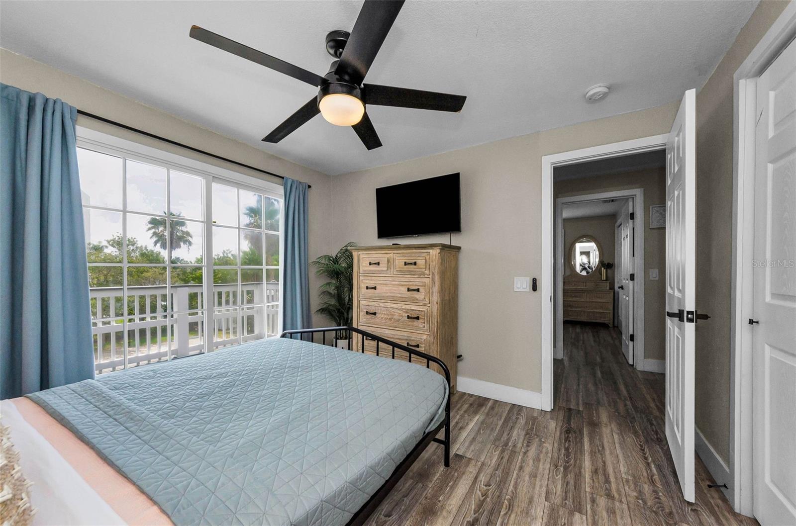 Image 26 of 60 For 19111 Whispering Pines Drive