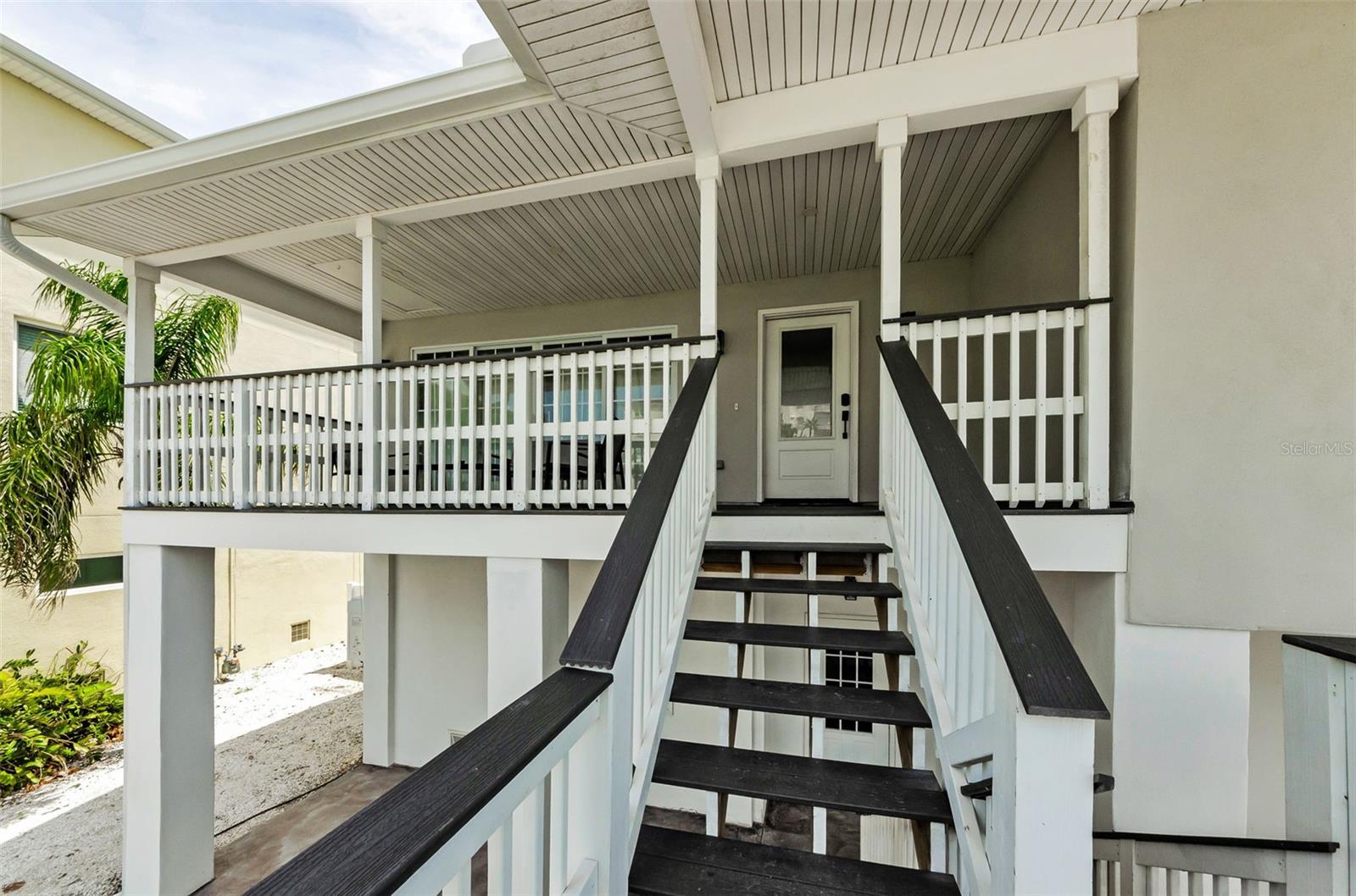 Image 9 of 60 For 19111 Whispering Pines Drive