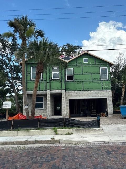 Image 2 of 19 For 905 Willow Avenue