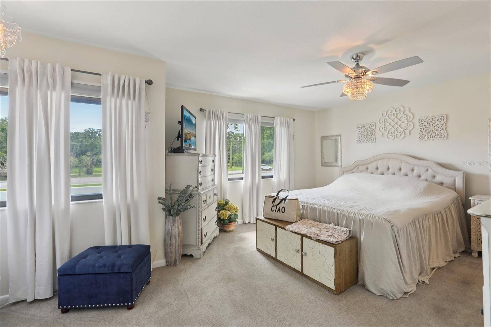 Listing photo id 18 for 1830 Cypress Trace Drive
