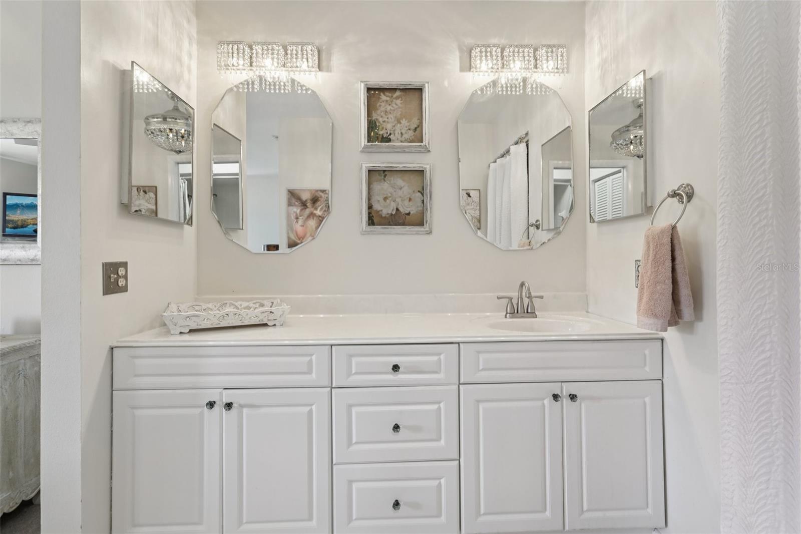 Listing photo id 22 for 1830 Cypress Trace Drive