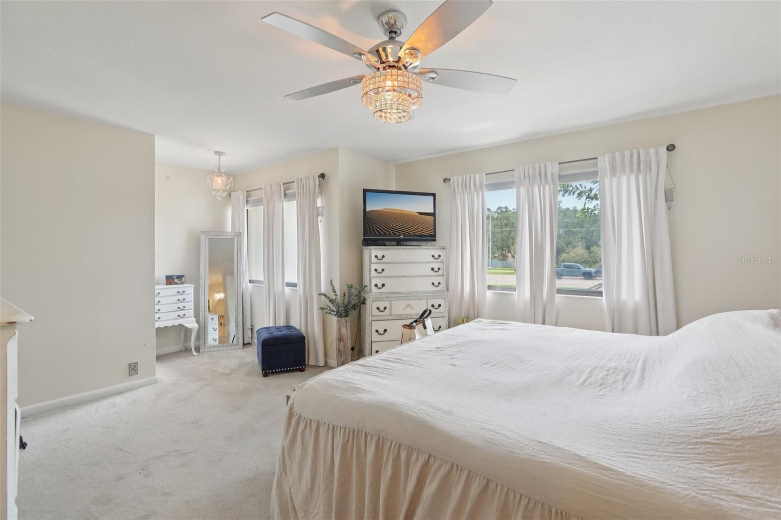 Listing photo id 23 for 1830 Cypress Trace Drive