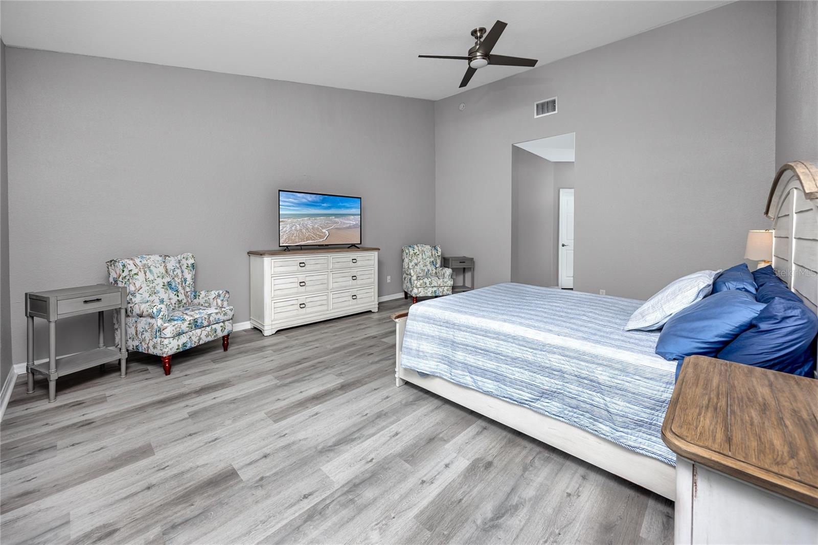 Image 19 of 64 For 4616 Mirabella Court