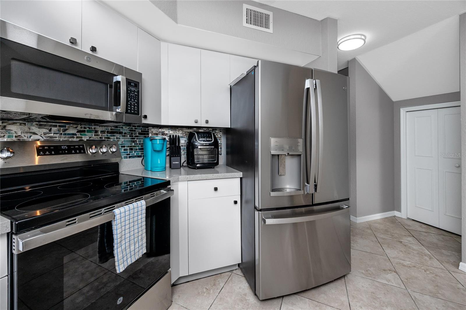 Image 7 of 64 For 4616 Mirabella Court