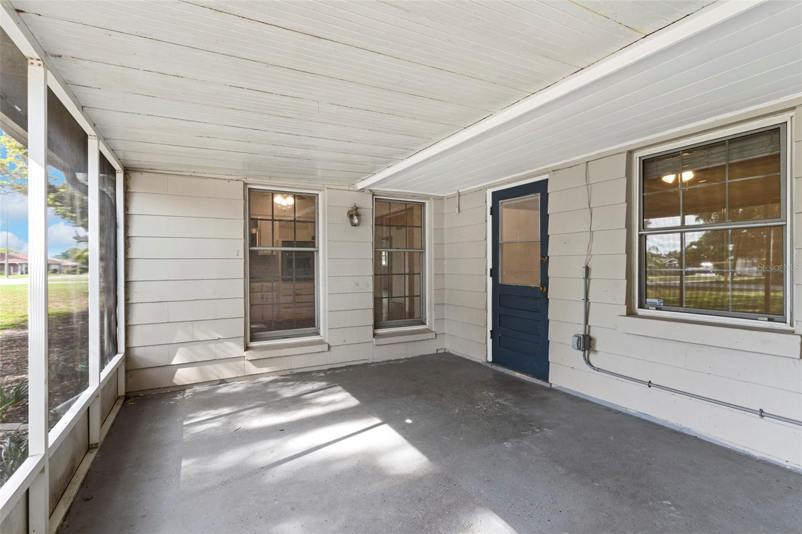 Image 4 of 18 For 107 Alachua Drive
