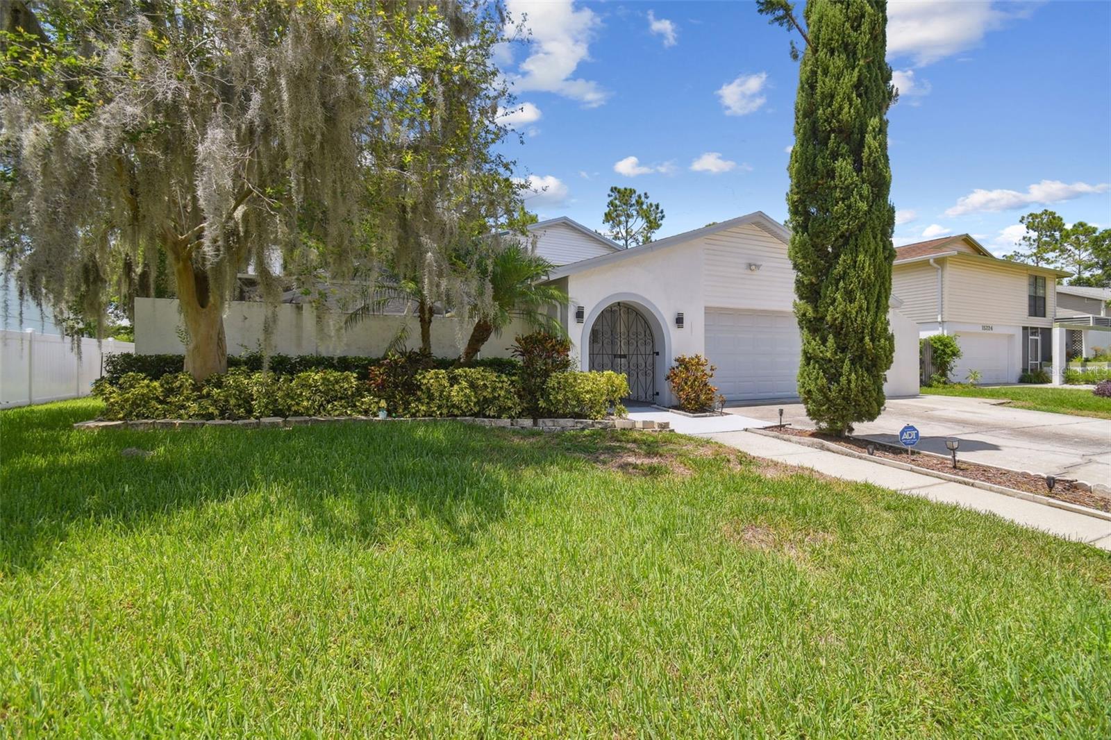 Image 60 of 72 For 15722 Gardenside Lane